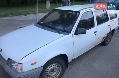 Универсал Opel Kadett 1986 в Киеве