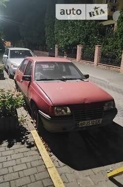 Седан Opel Kadett 1988 в Черновцах