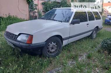 Універсал Opel Kadett 1985 в Білгороді-Дністровському