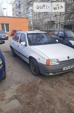 Седан Opel Kadett 1989 в Днепре