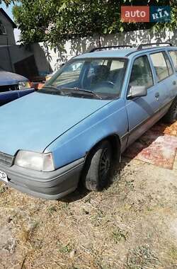 Универсал Opel Kadett 1986 в 