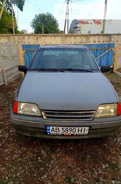 Седан Opel Kadett 1991 в Шполі