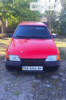 Універсал Opel Kadett 1986 в П'ятихатках