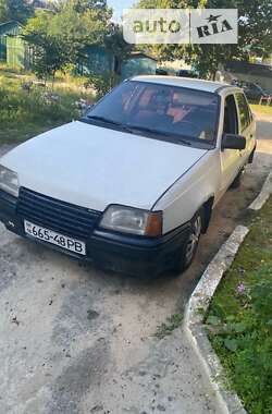 Седан Opel Kadett 1986 в Березному