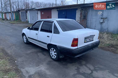 Седан Opel Kadett 1987 в Умани