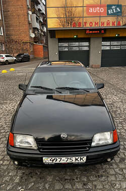 Хетчбек Opel Kadett 1988 в Харкові