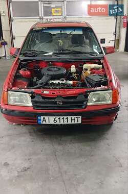 Хэтчбек Opel Kadett 1991 в Богдановке