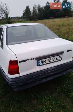 Седан Opel Kadett 1991 в Житомирі