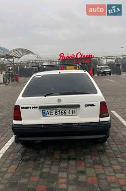 Хетчбек Opel Kadett 1990 в Дніпрі