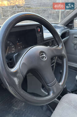 Седан Opel Kadett 1987 в 