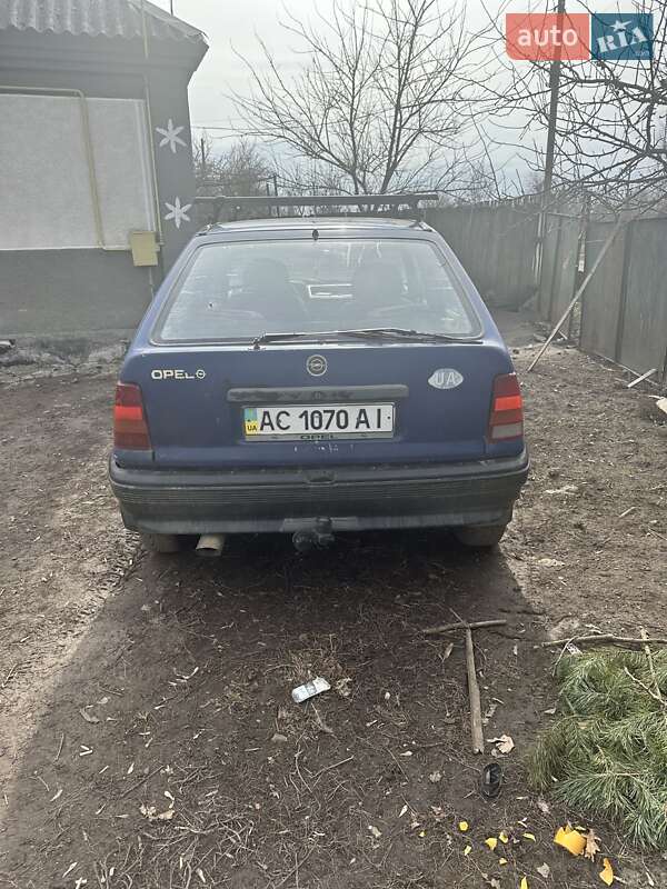 Хетчбек Opel Kadett 1987 в Білогір'ї