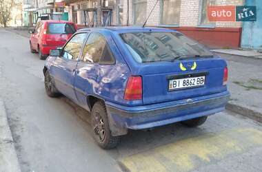 Хэтчбек Opel Kadett 1987 в 