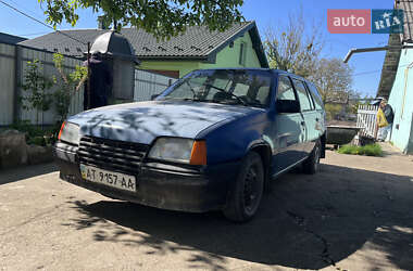 Універсал Opel Kadett 1990 в Городенці
