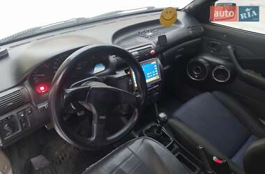 Хэтчбек Opel Kadett 1988 в 