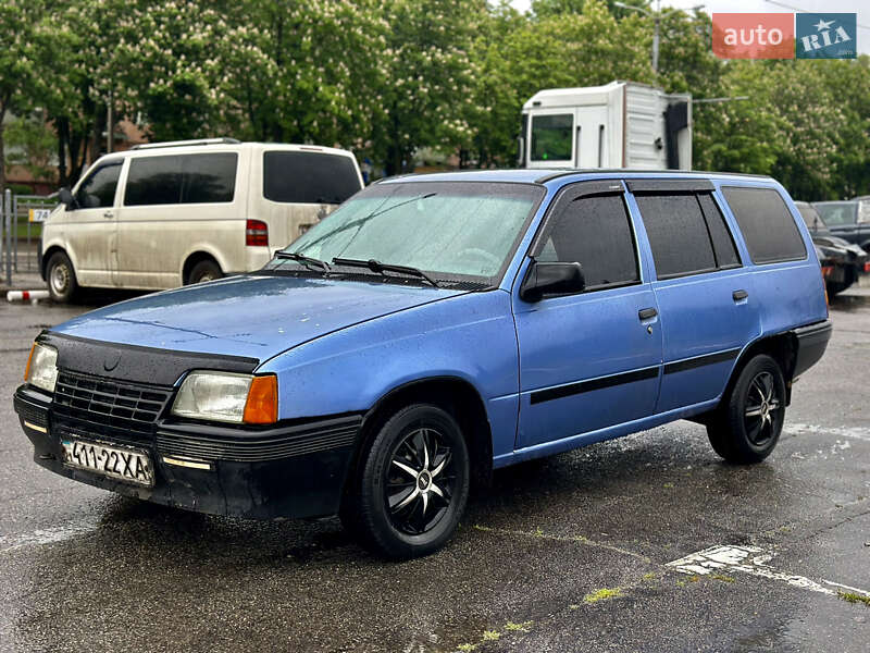 Універсал Opel Kadett 1986 в 