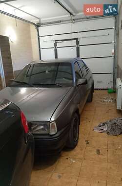 Седан Opel Kadett 1986 в 