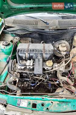 Хэтчбек Opel Kadett 1985 в 