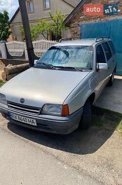 Універсал Opel Kadett 1989 в Летичіві