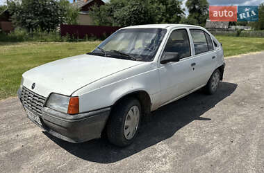 Хетчбек Opel Kadett 1985 в Любомлі