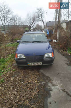 Седан Opel Kadett 1988 в Хмельницькому