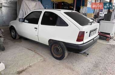 Хэтчбек Opel Kadett 1986 в Заднестрье