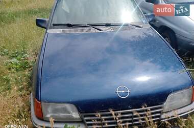 Універсал Opel Kadett 1987 в Ямполі