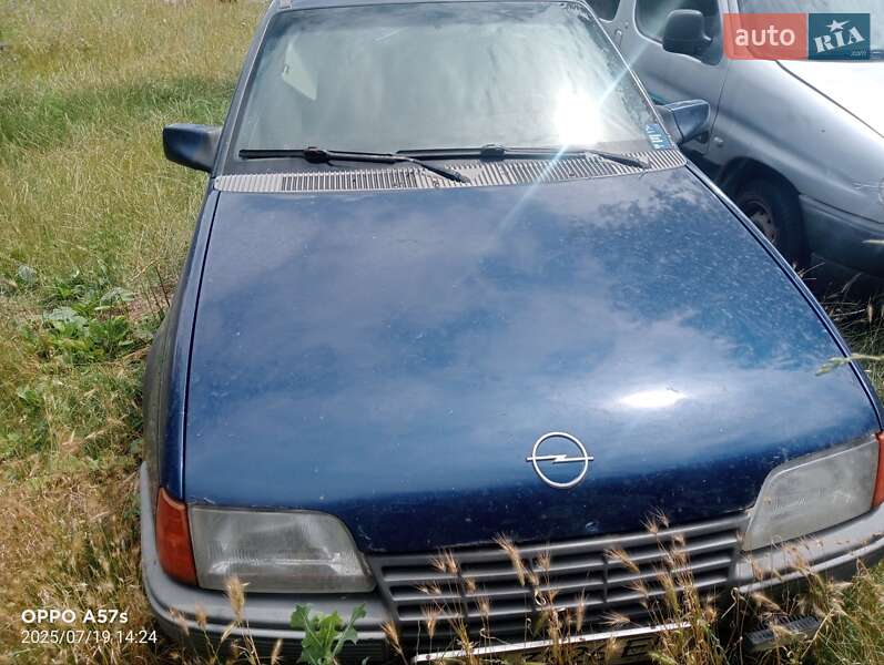 Универсал Opel Kadett 1987 в Ямполе