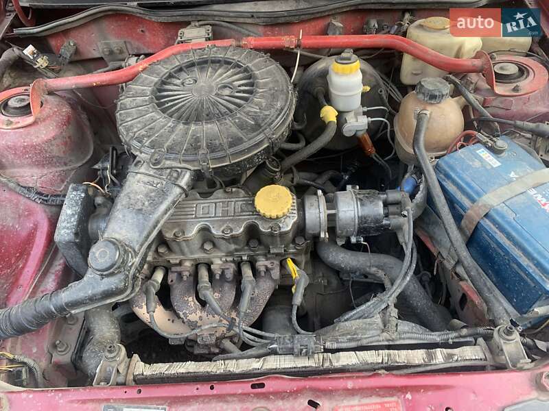 Седан Opel Kadett 1991 в Кременце