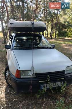 Седан Opel Kadett 1987 в Кременчуці