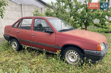 Седан Opel Kadett 1990 в Нетешине