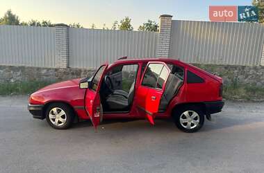 Хэтчбек Opel Kadett 1990 в Виннице