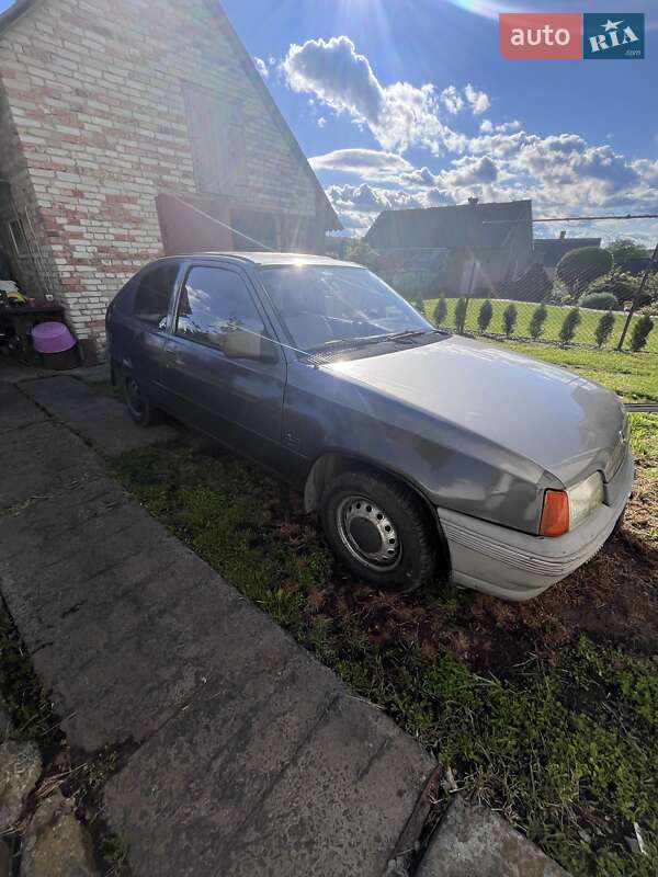 Хэтчбек Opel Kadett 1990 в Львове