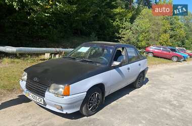 Седан Opel Kadett 1986 в Славуте