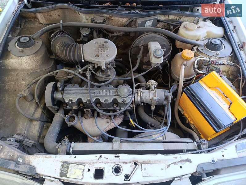 Седан Opel Kadett 1988 в Смеле