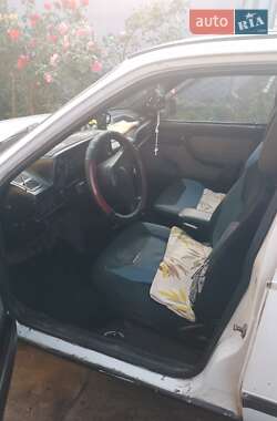 Седан Opel Kadett 1986 в Рівному