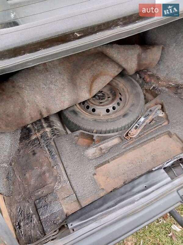 Седан Opel Kadett 1986 в Корсуне-Шевченковском фото 10 Седан Opel Kadett 1986 в Корсуне-Шевченковском