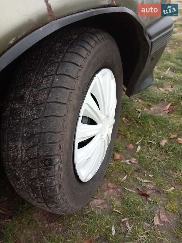 Седан Opel Kadett 1986 в Корсуне-Шевченковском фото 15 Седан Opel Kadett 1986 в Корсуне-Шевченковском