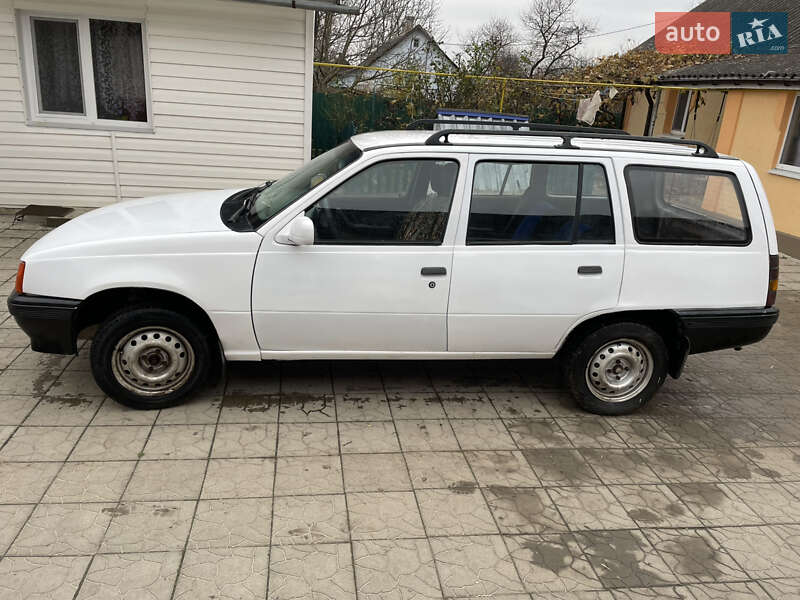 Універсал Opel Kadett 1988 в Здолбуніві фото 2 Універсал Opel Kadett 1988 в Здолбуніві