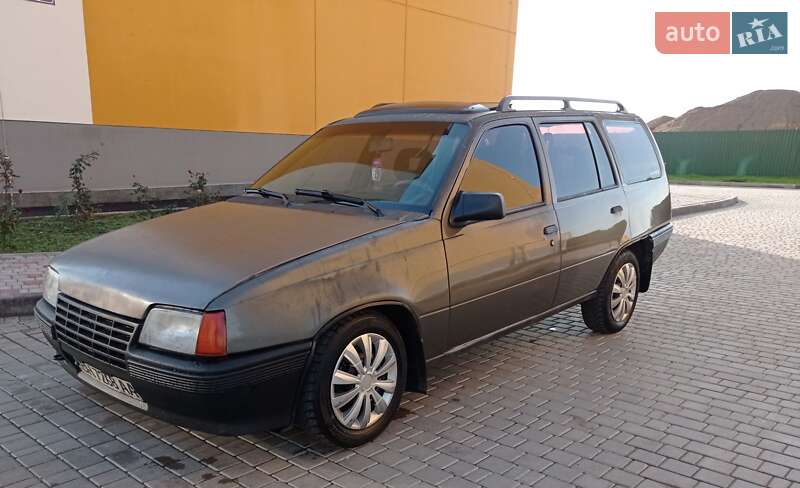 Универсал Opel Kadett 1990 в Одессе