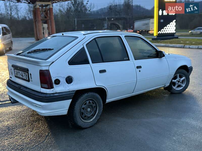 Хэтчбек Opel Kadett 1987 в Львове фото 16 Хэтчбек Opel Kadett 1987 в Львове