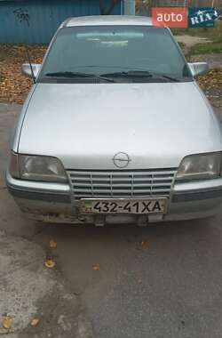 Хетчбек Opel Kadett 1987 в Кропивницькому