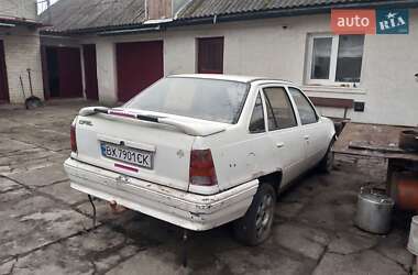 Седан Opel Kadett 1986 в Дубні