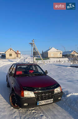 Седан Opel Kadett 1988 в Тернополі