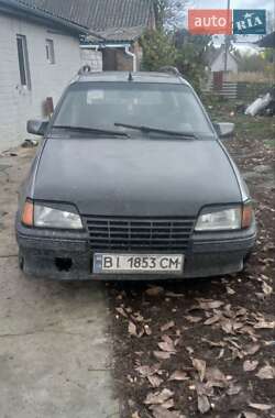 Универсал Opel Kadett 1988 в Полтаве