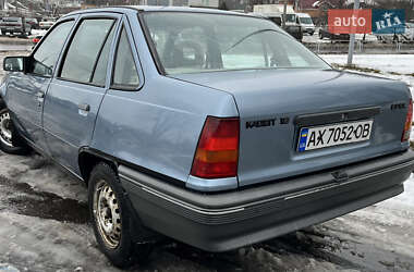 Седан Opel Kadett 1990 в Черкасах