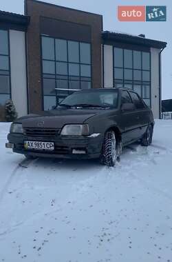 Седан Opel Kadett 1987 в Тернополі