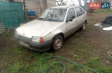 Хэтчбек Opel Kadett 1988 в Виннице