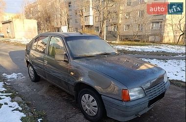 Хетчбек Opel Kadett 1987 в Ладижині