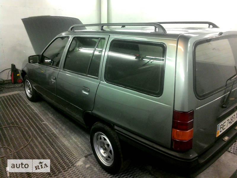 Универсал Opel Kadett 1989 в Николаеве фото Универсал Opel Kadett 1989 в Николаеве