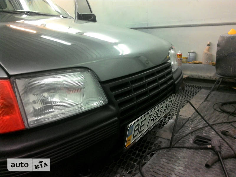 Универсал Opel Kadett 1989 в Николаеве фото 7 Универсал Opel Kadett 1989 в Николаеве